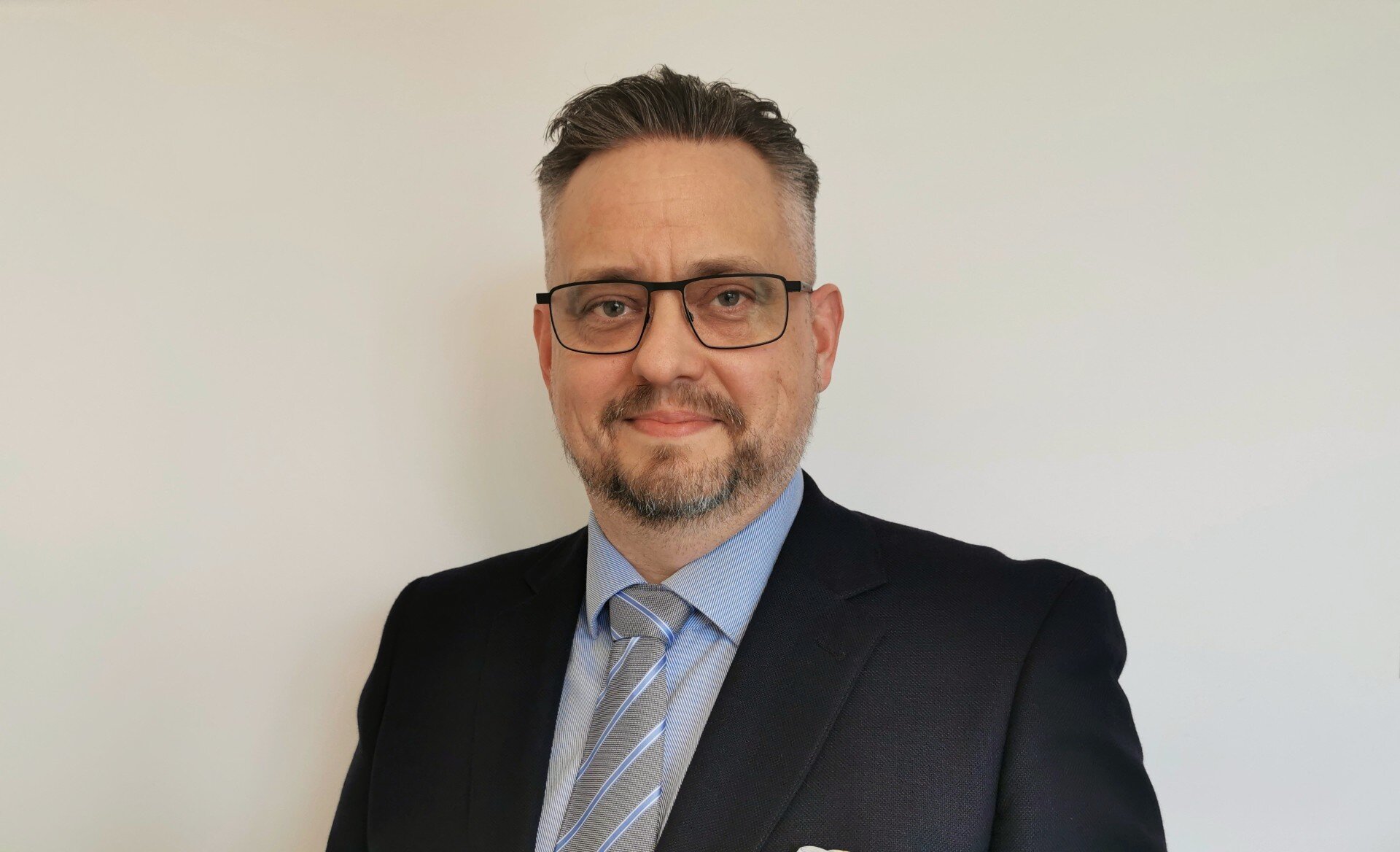 Risto_Karvonen_280425- narrow.jpg